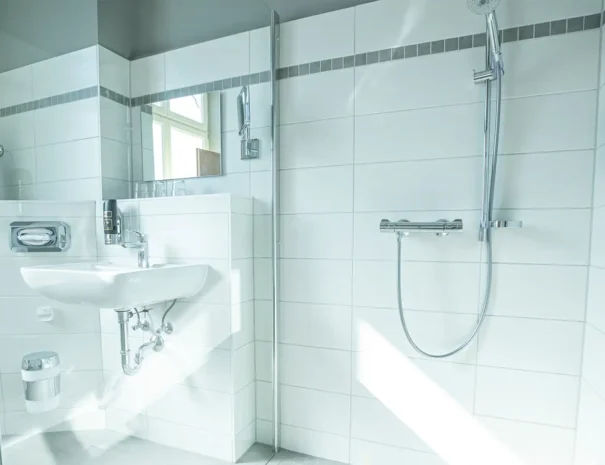 komfortzimmer-hotel-schlosspark-guestrow-rostock